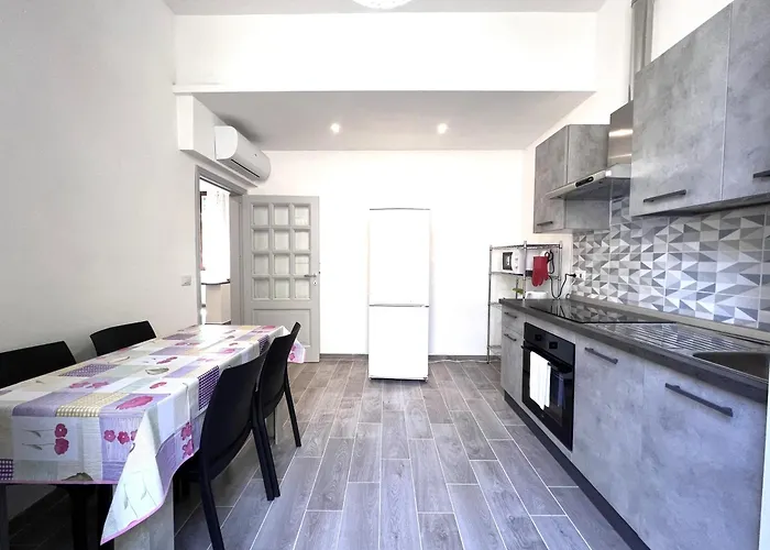 Ortensia-central With Terrace シエーナ