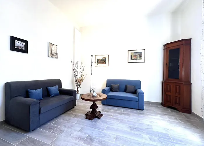 Ortensia-central With Terrace * Siena