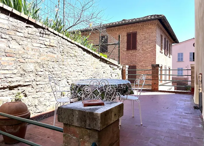 Ortensia-central With Terrace Daire *